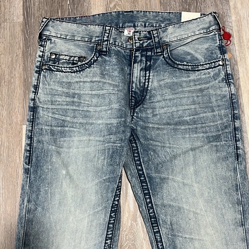 True Religion Mens new with tags jean waist 33